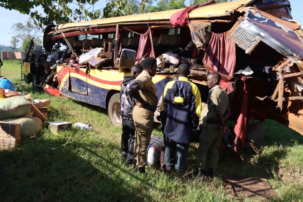 烏干達(dá)北部發(fā)生嚴(yán)重交通事故致15人死亡