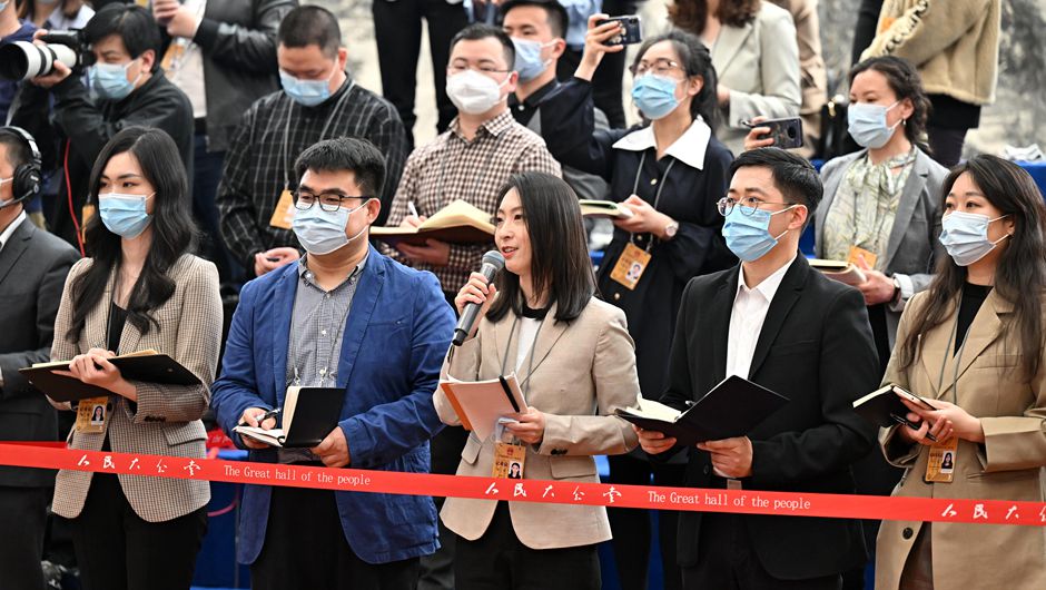 新華社記者在提問